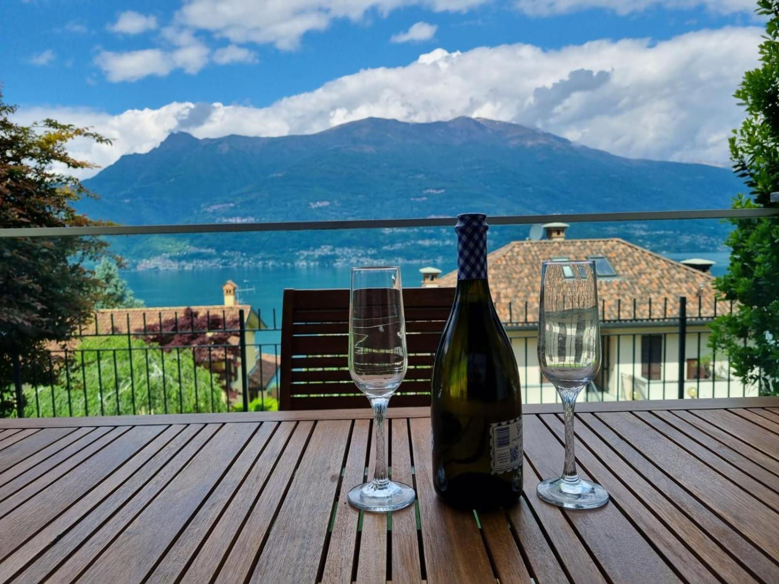 Apartment With Garden And Terrace Beautiful Lake View Bellano Exterior foto